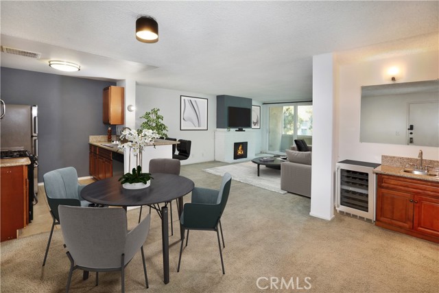 Condominium, 6405 Green Valley cir, Culver City, CA 90230 - 1