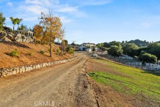 Single Family Residence, 40075 Avenida La Cresta, Murrieta, CA 92562 - 64