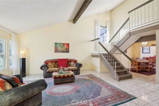 Single Family Residence, 5625 Calle Canada, Anaheim Hills, CA 92807 - 5