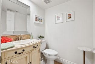 Single Family Residence, 205 4th street, Seal Beach, CA 90740 - 10