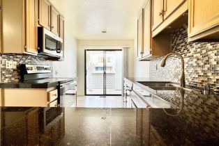 Condominium, 5727 Stillwater ave, Orange, CA 92869 - 4