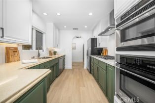 Single Family Residence, 3713 Royal Woods dr, Sherman Oaks, CA 91403 - 13