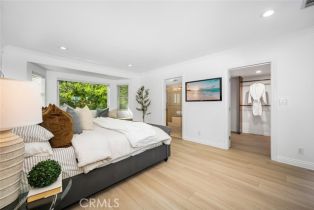 Single Family Residence, 3713 Royal Woods dr, Sherman Oaks, CA 91403 - 19