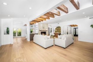 Single Family Residence, 3713 Royal Woods dr, Sherman Oaks, CA 91403 - 3