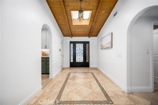 Single Family Residence, 3713 Royal Woods dr, Sherman Oaks, CA 91403 - 55