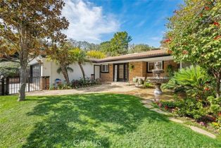 Single Family Residence, 3713 Royal Woods dr, Sherman Oaks, CA 91403 - 56