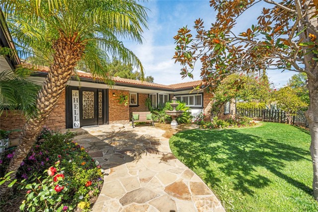 Single Family Residence, 3713 Royal Woods dr, Sherman Oaks, CA 91403 - 1