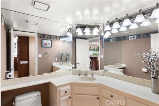 Single Family Residence, 18811 Ridgeview cir, Villa Park, CA 92861 - 34