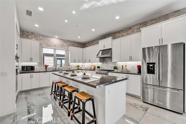 Condominium, 16332 Dawn way, Tustin, CA 92782 - 1