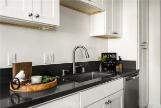 Condominium, 700 La Veta ave, Orange, CA 92868 - 11