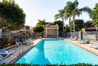Condominium, 700 La Veta ave, Orange, CA 92868 - 26