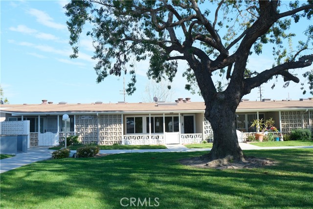 Condominium, 13930 Church pl, Seal Beach, CA 90740 - 1