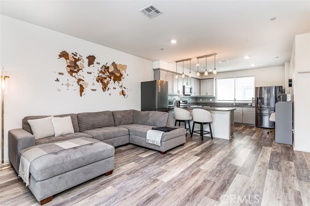 Condominium, 14057 Ruby ln, Gardena, CA 90247 - 1