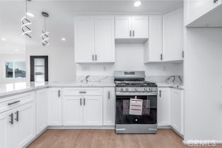 Single Family Residence, 1049 130th st, Gardena, CA 90247 - 5