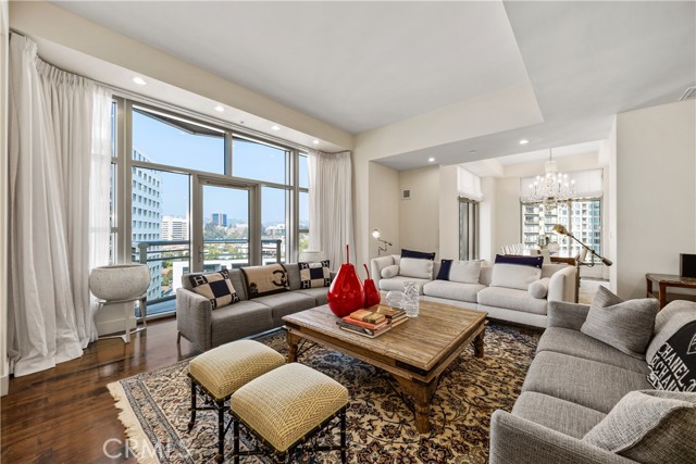 Condominium, 10776 Wilshire blvd, Westwood, CA 90024 - 1