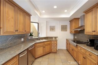 Condominium, 2235 Century Hill, Westwood, CA 90067 - 11