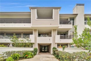 Condominium, 260 Cagney LN, Newport Beach, CA  Newport Beach, CA 92663