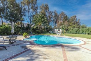 Single Family Residence, 1950 Pine Crest dr, Corona, CA 92882 - 27