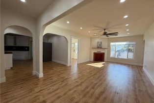 Single Family Residence, 10534 Louisiana ave, Wilshire Corridor, CA 90025 - 19