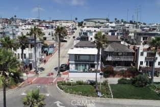 , 3920 The Strand, Manhattan Beach, CA 90266 - 7