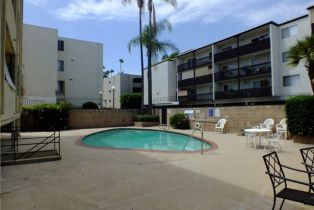 Condominium, 5339 Newcastle ave, Encino, CA 91316 - 17