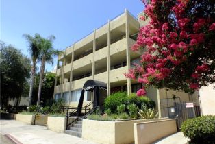 Condominium, 5339 Newcastle AVE, Encino, CA  Encino, CA 91316