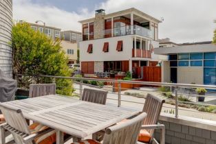 Single Family Residence, 700 The Strand, Manhattan Beach, CA 90266 - 9