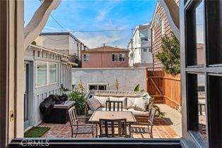 Single Family Residence, 221 2nd st, Manhattan Beach, CA 90266 - 16