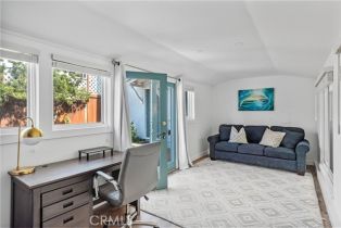 Single Family Residence, 221 2nd st, Manhattan Beach, CA 90266 - 29