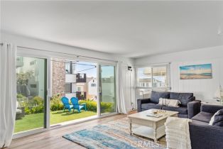 Single Family Residence, 221 2nd st, Manhattan Beach, CA 90266 - 7