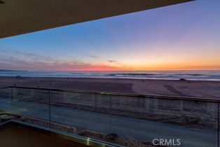 Single Family Residence, 304 The Strand, Manhattan Beach, CA 90266 - 6