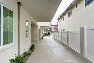 Condominium, 2412 Carnegie ln, Redondo Beach, CA 90278 - 4