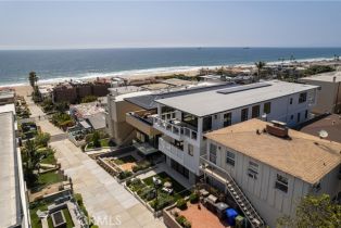 Single Family Residence, 229 25th st, Manhattan Beach, CA 90266 - 4