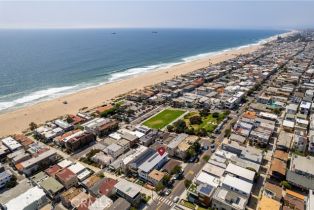 Single Family Residence, 229 25th st, Manhattan Beach, CA 90266 - 57