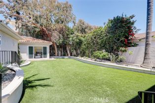 Single Family Residence, 819 11th st, Manhattan Beach, CA 90266 - 11