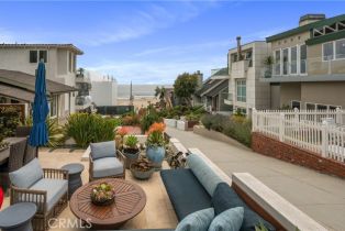 Single Family Residence, 126 4th st, Manhattan Beach, CA 90266 - 59