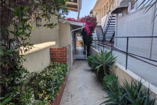 Residential Income, 1220 Manhattan Beach blvd, Manhattan Beach, CA 90266 - 3