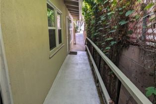 Residential Income, 1220 Manhattan Beach blvd, Manhattan Beach, CA 90266 - 4