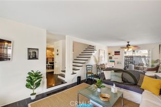 Townhouse, 2117 Rockefeller ln, Redondo Beach, CA 90278 - 4