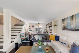 Townhouse, 2117 Rockefeller ln, Redondo Beach, CA 90278 - 5