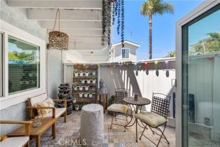 Townhouse, 2117 Rockefeller ln, Redondo Beach, CA 90278 - 9