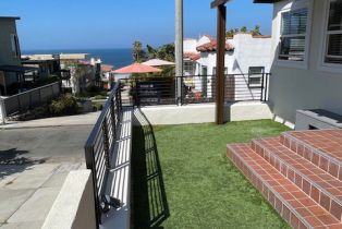 , 217 25th street, Manhattan Beach, CA 90266 - 4