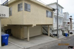 , 228 7th Place, Manhattan Beach, CA 90266 - 3