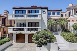 Single Family Residence, 719 11th ST, Manhattan Beach, CA  Manhattan Beach, CA 90266