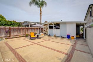 Single Family Residence, 554 Rosecrans ave, Manhattan Beach, CA 90266 - 3