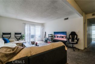 Condominium, 18620 Hatteras st, Tarzana, CA 91356 - 5