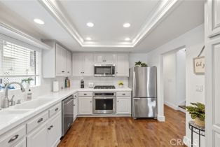 Single Family Residence, 857 11th st, Manhattan Beach, CA 90266 - 9