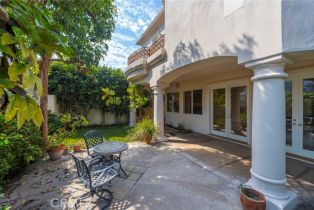 Single Family Residence, 1300 Elm ave, Manhattan Beach, CA 90266 - 32