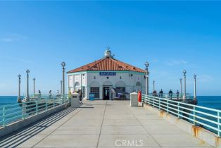 Single Family Residence, 1300 Elm ave, Manhattan Beach, CA 90266 - 35