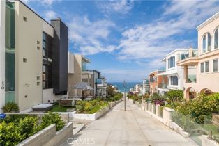 Single Family Residence, 220 16th st, Manhattan Beach, CA 90266 - 2